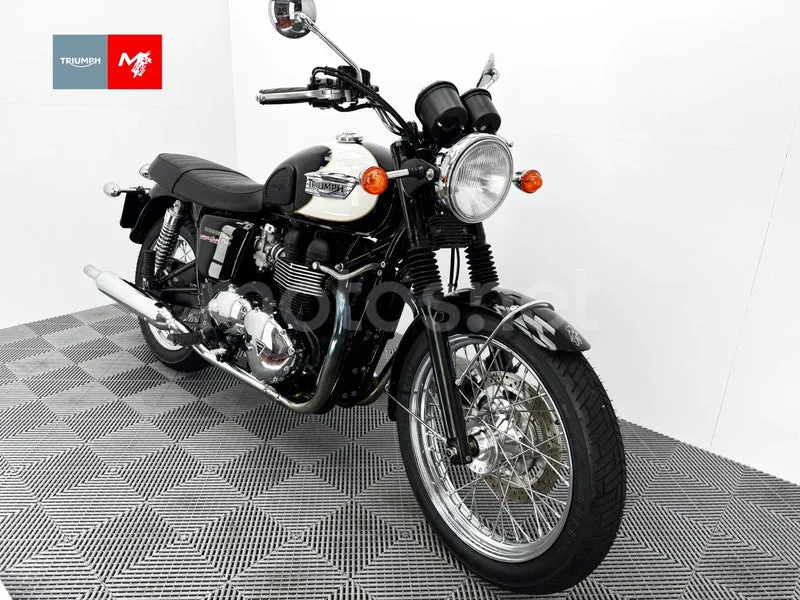 Triumph Bonneville T100 5849 € 2008 Barcelona - 2