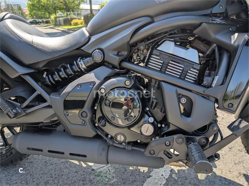 Kawasaki Vulcan S - Vista 10