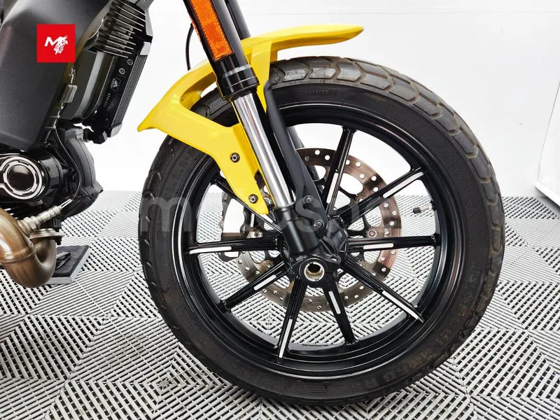 Ducati Scrambler - Vista 12