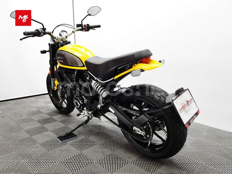Ducati Scrambler - Vista 18