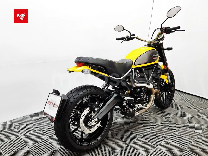 Ducati Scrambler - Vista 5