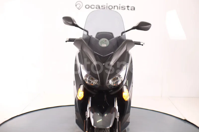 Yamaha XMAX 400 - Vista 7
