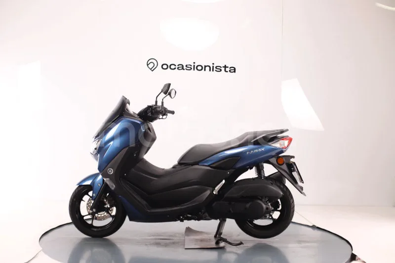 Yamaha NMAX - Vista 5