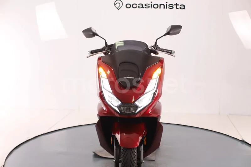 Honda PCX125 - Vista 10
