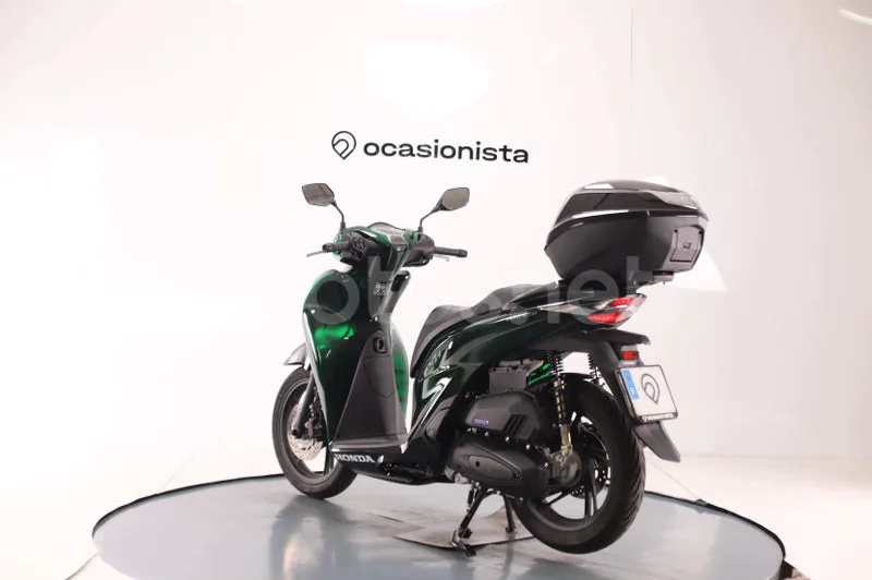 Honda SH125i - Vista 4
