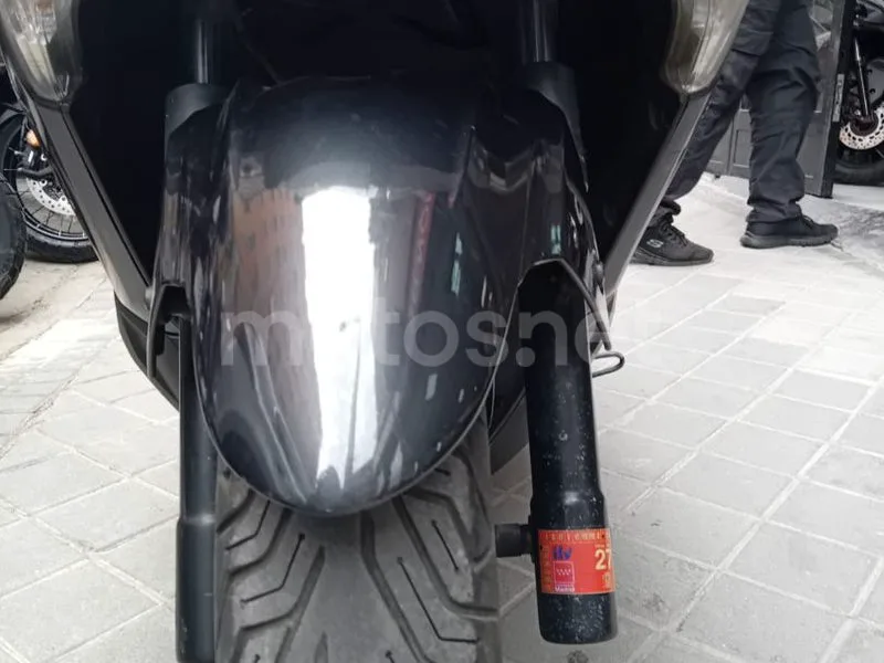 Kymco Grand Dink 300 - Vista 9
