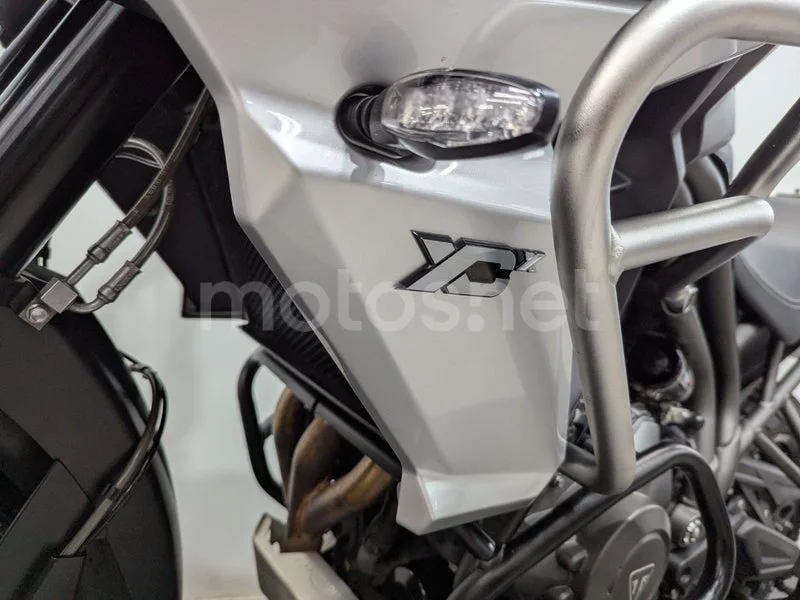 Triumph Tiger 800 XC - Vista 3