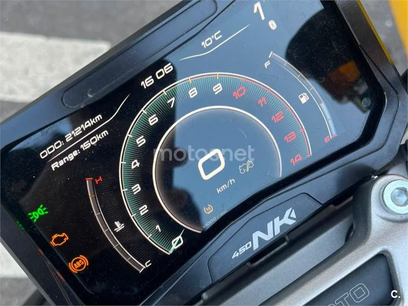 CFMOTO 450NK - Vista 5