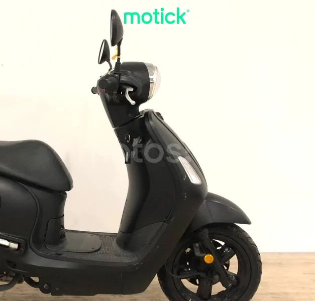 SYM Fiddle 125 - Vista 4