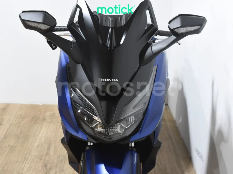 Honda Forza 125 - Vista 10