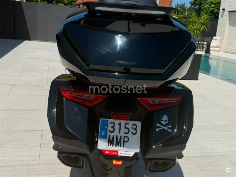 Honda Gold Wing - Vista 15