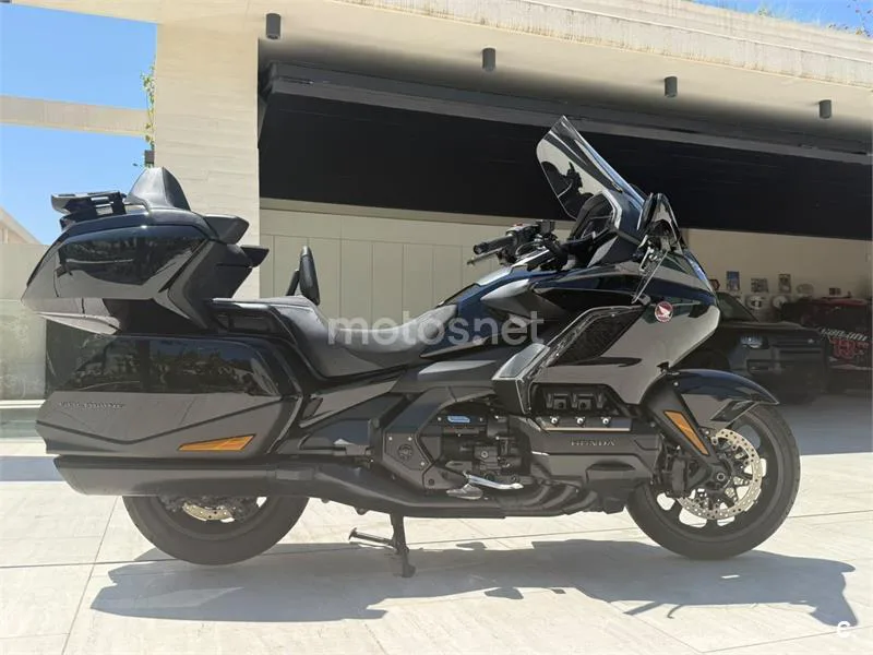 Honda Gold Wing - Vista 16