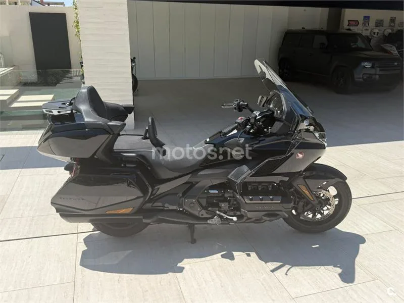 Honda Gold Wing - Vista 17