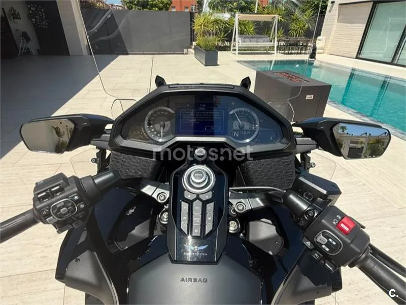 Honda Gold Wing - Vista 18