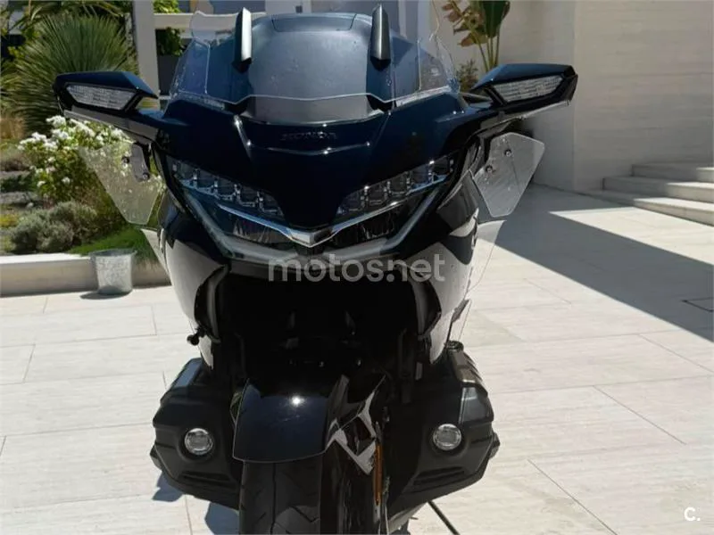 Honda Gold Wing - Vista 19