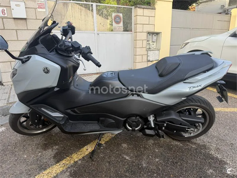 Yamaha TMAX 15.000 € 2025 Badajoz - 2