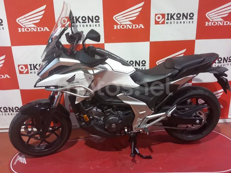 Honda NC750X - Vista 3