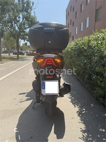 Honda Forza 125 - Vista 4