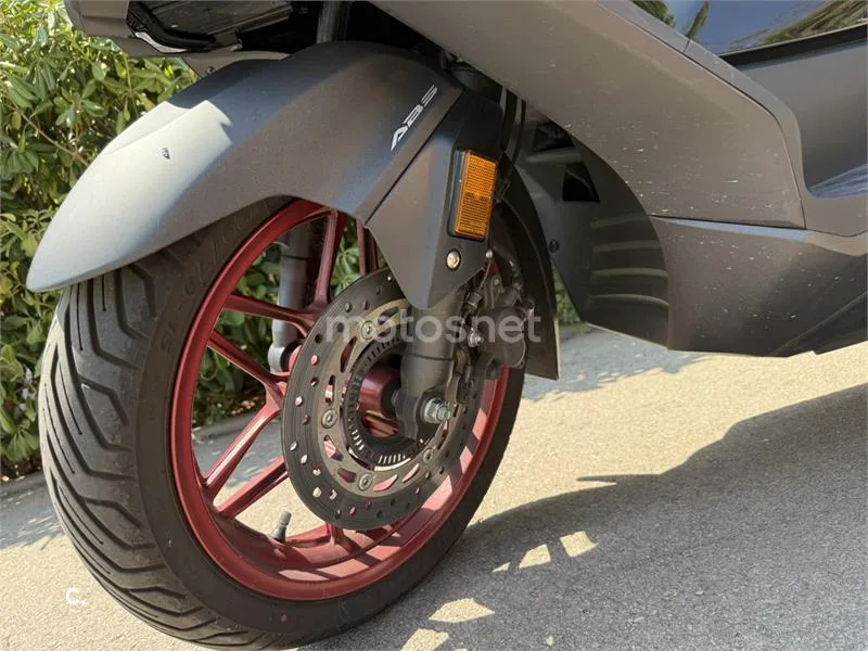 Honda Forza 125 - Vista 7