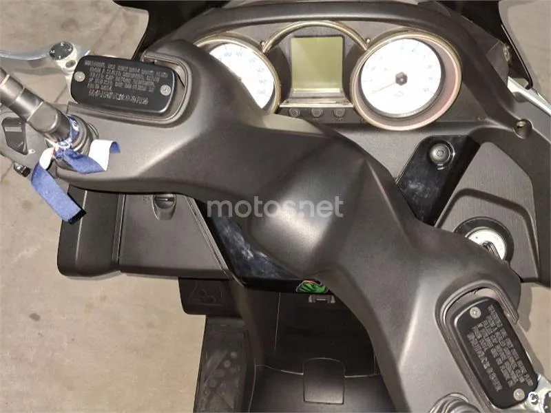 Kymco Super Dink 300 - Vista 4