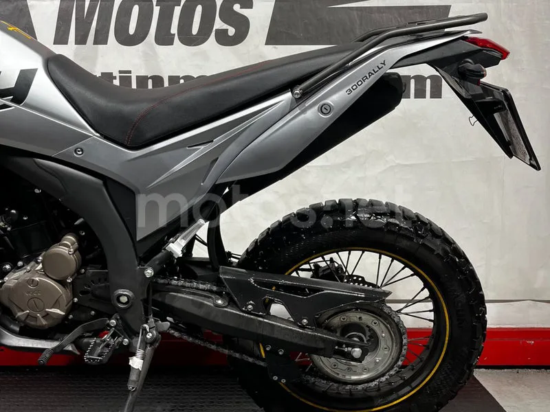 Voge 300 Rally - Vista 8