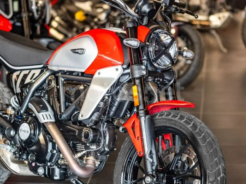 Ducati Scrambler - Vista 11