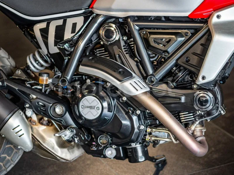Ducati Scrambler - Vista 12