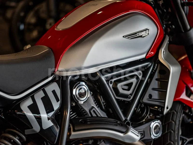 Ducati Scrambler - Vista 4
