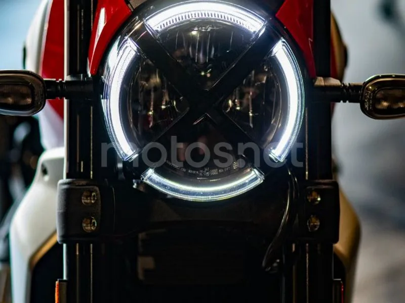 Ducati Scrambler - Vista 8