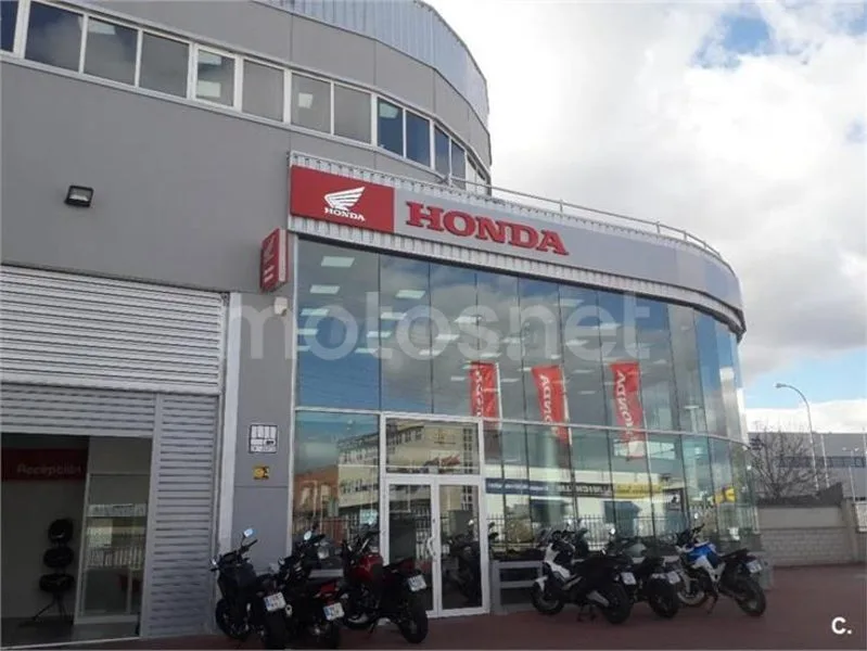 Honda Forza 125 - Vista 8