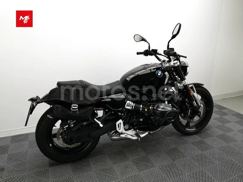 BMW R 12 - Vista 4