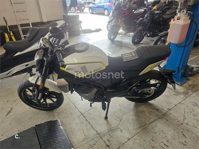 CFMOTO 300CL-X - Vista 16