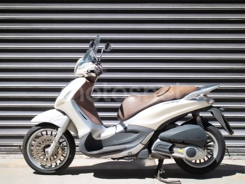 Piaggio Beverly 125 - Vista 13