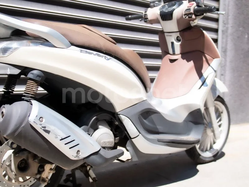 Piaggio Beverly 125 - Vista 6