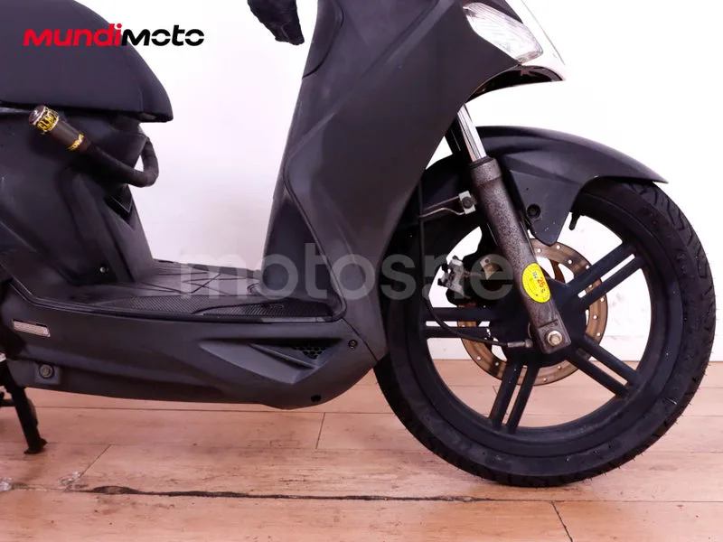 Kymco Agility City 125 - Vista 77