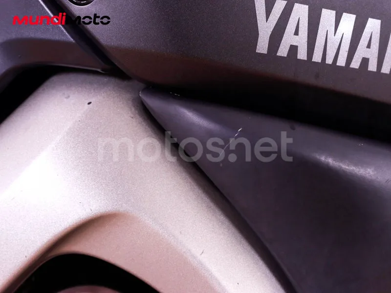 Yamaha MT-09 - Vista 13