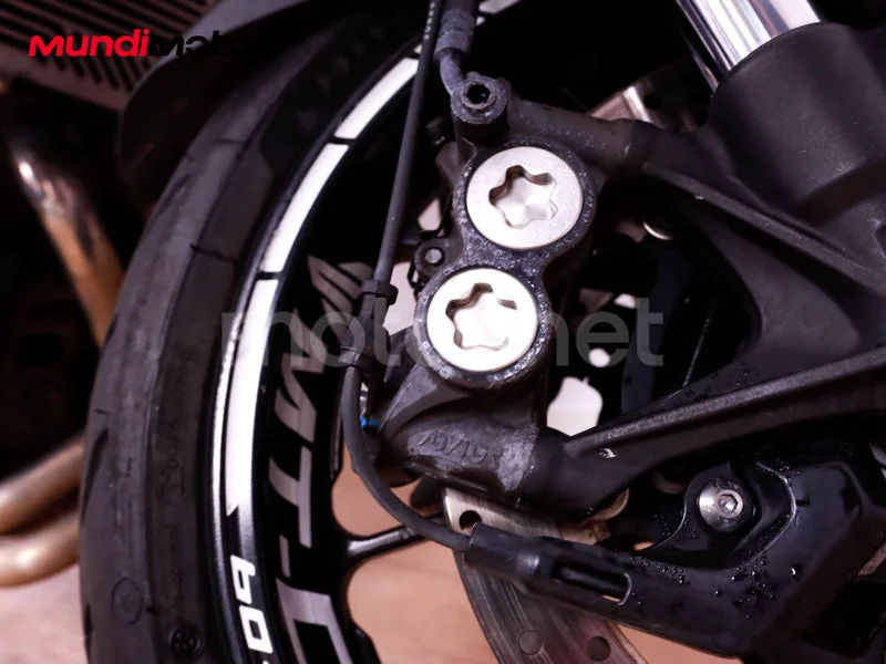 Yamaha MT-09 - Vista 37