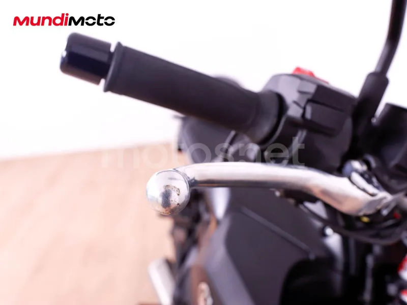 Yamaha MT-07 - Vista 13