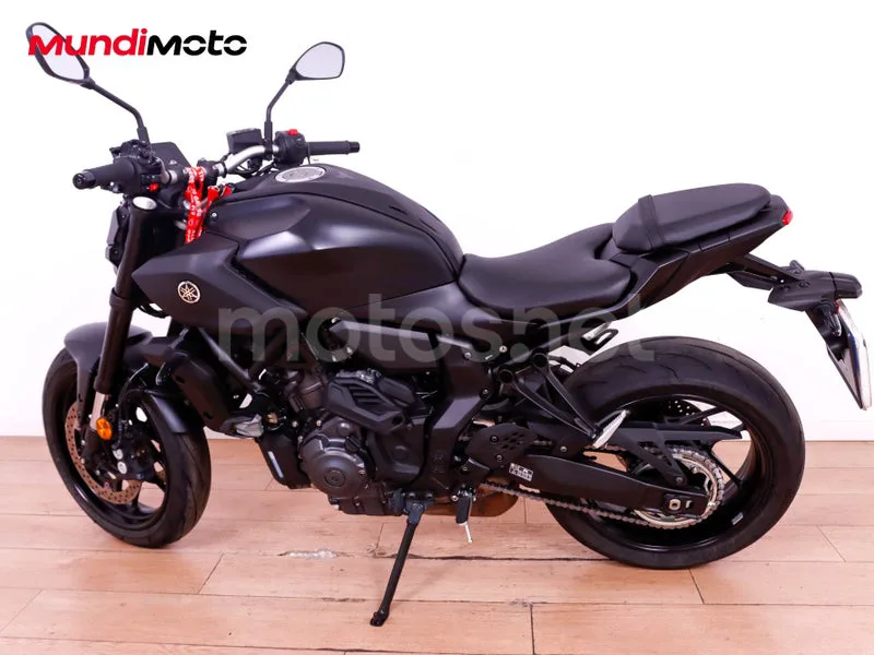 Yamaha MT-07 - Vista 6