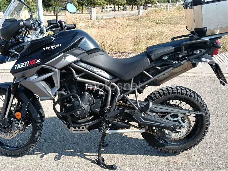 Triumph Tiger 800 XCX - Vista 3