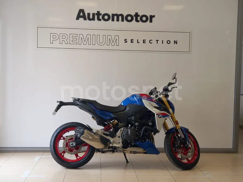 BMW F 900 R - Vista 3