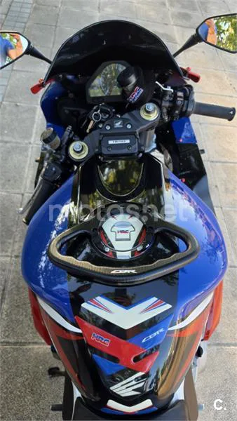 Honda CBR1000RR Fireblade - Vista 5