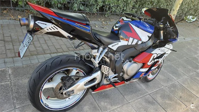 Honda CBR1000RR Fireblade - Vista 6