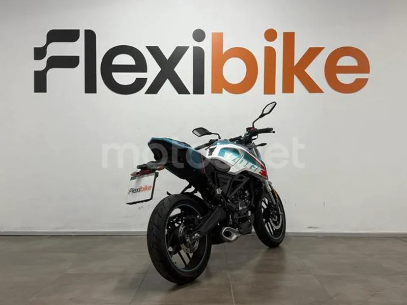 Voge 125R - Vista 4