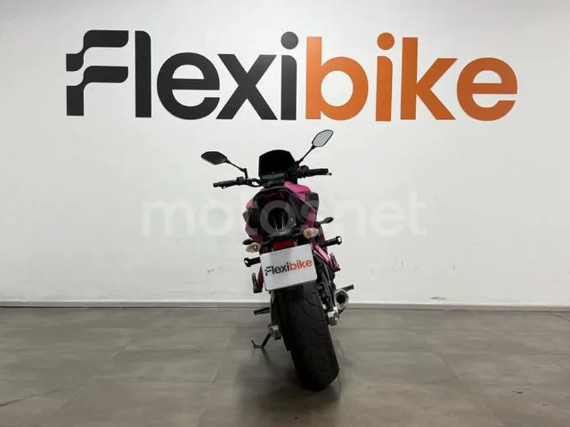 Yamaha MT-07 - Vista 5