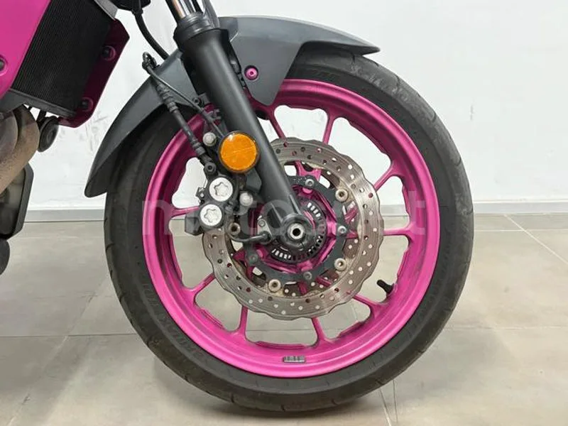 Yamaha MT-07 - Vista 10