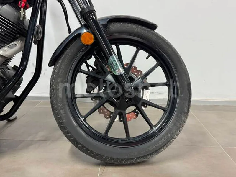 Yamaha XV950 R - Vista 10
