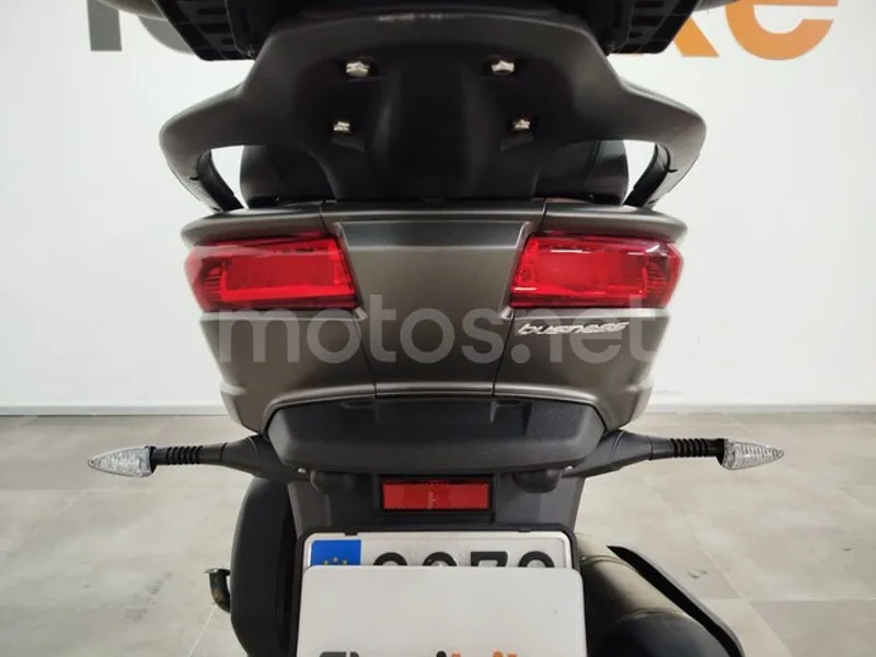 Piaggio MP3 500 HPE Business - Vista 5