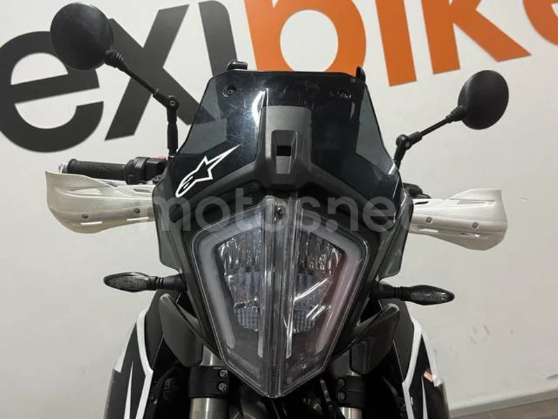 KTM 790 Adventure - Vista 9