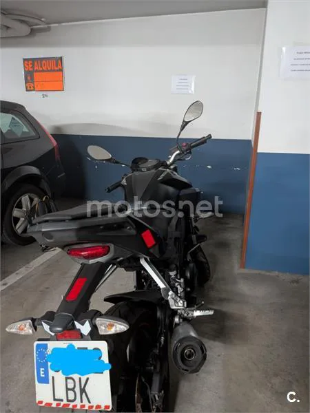 Yamaha MT-125 - Vista 3